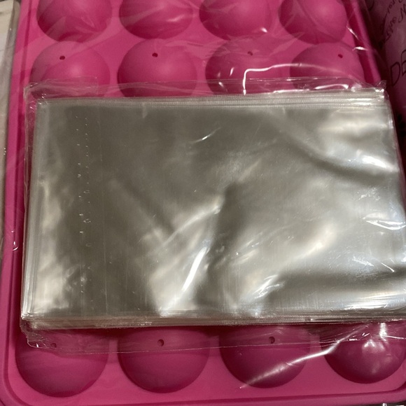 Cakes of Eden Apron Hero's pop n dip kit. Never used - Picture 6 of 12